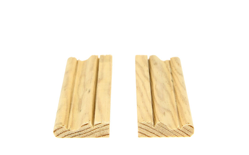Moulure CHAMBRANLE Pin Sans Noeud L.XVI Doucine 10x35mm 2.40ml (Bte 25pi)
