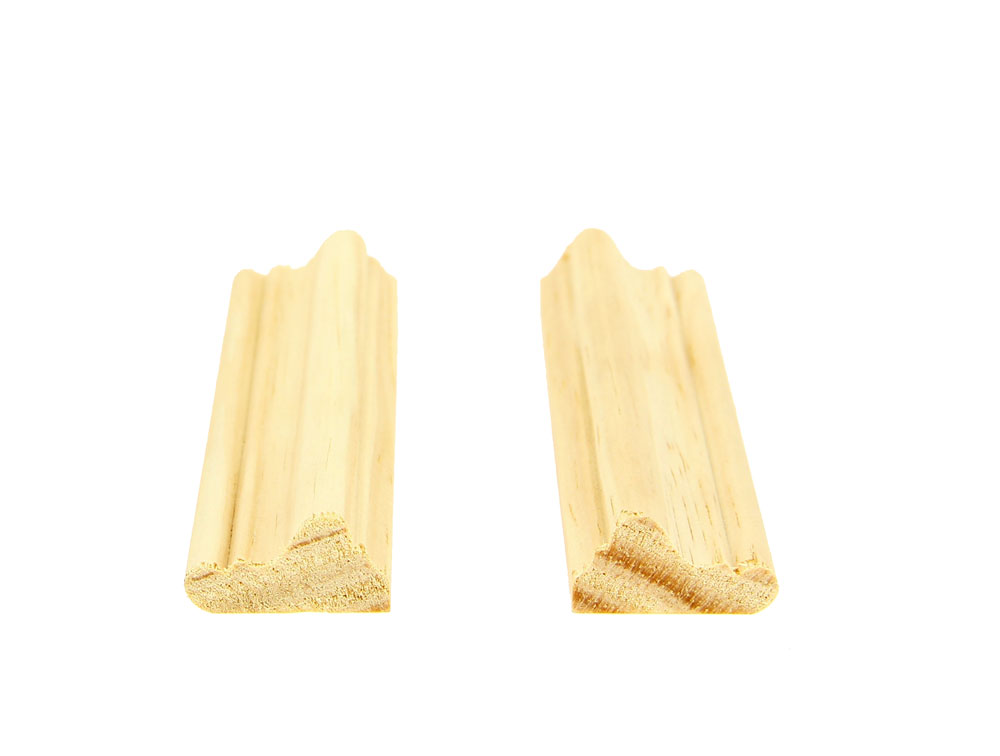 Moulure ENCADREMENT Pin Sans Noeud L.XVI Doucine 15x30mm 2.40ml (Bte 25pi)